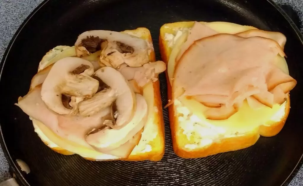 turkey cheese sandwich melt