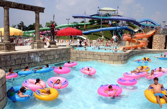 water park