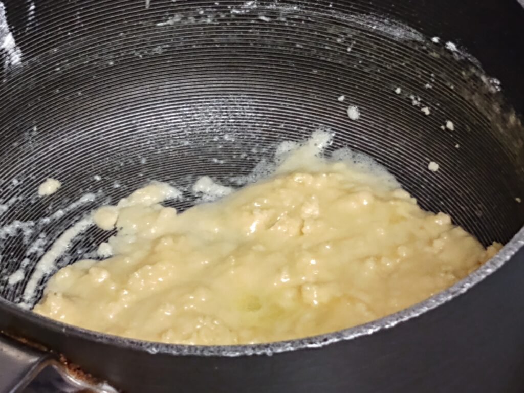making a soup roux