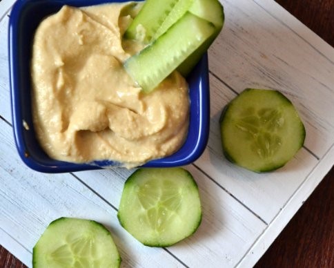 hummus for kids school lunch idea